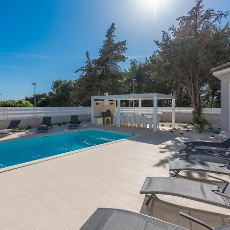 Villa Complex Kamenjak Premantura