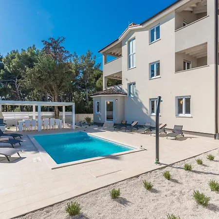 Vila Complex Kamenjak