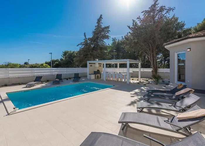 Villa Complex Kamenjak Premantura
