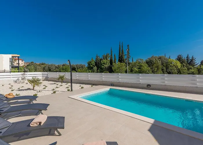 Villa Complex Kamenjak *